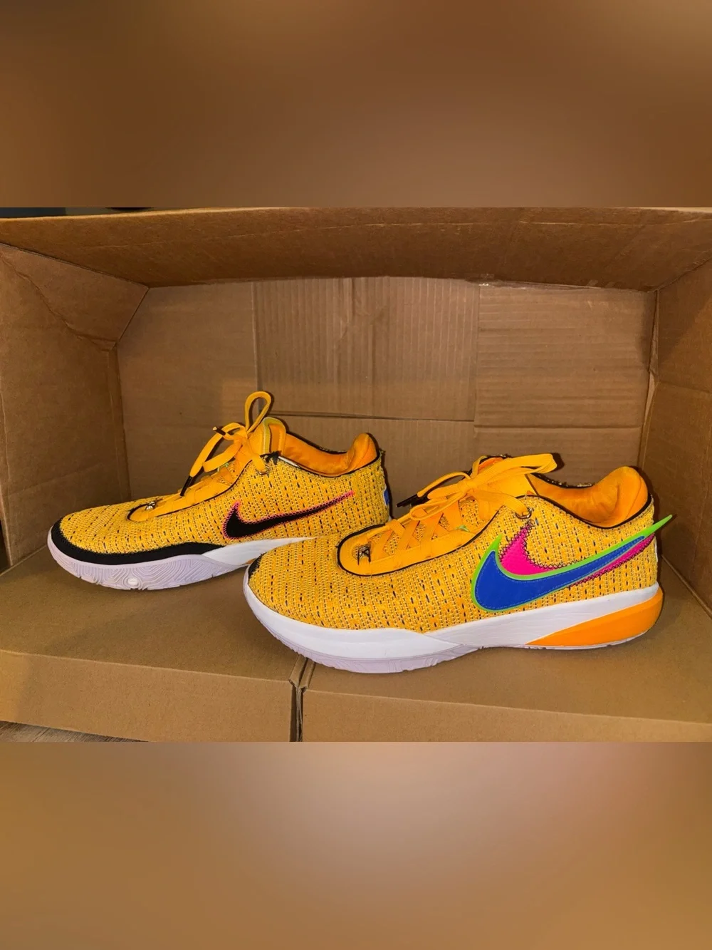 Nike LeBron 20 XX